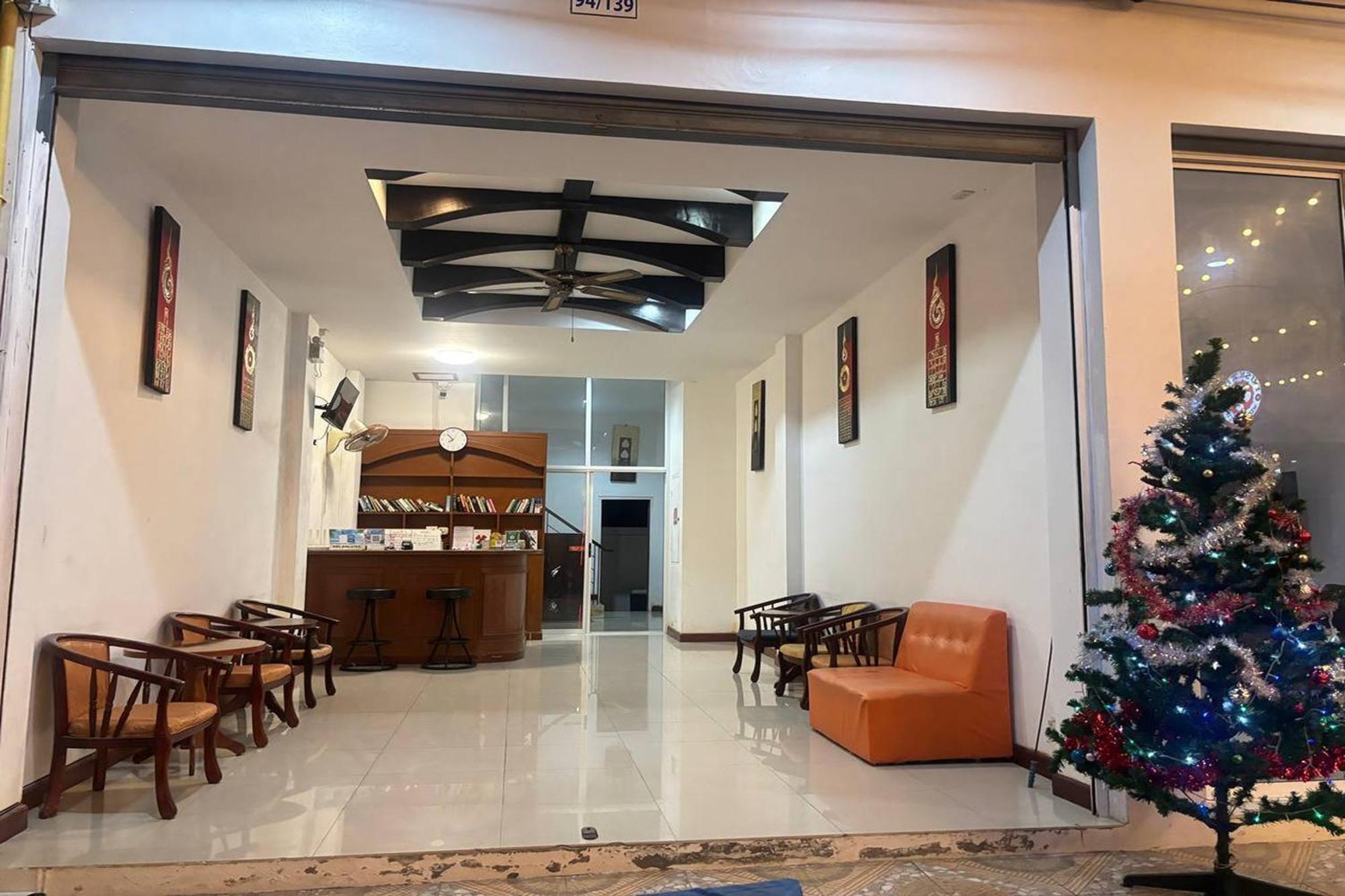 Отель Praew Mansion Камала Экстерьер фото