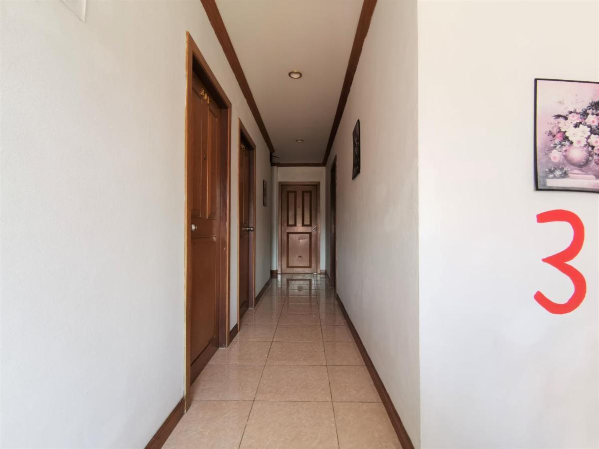 Отель Praew Mansion Камала Экстерьер фото